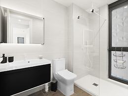 Fourteen at Mullet Bay