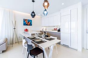 Fourteen at Mullet Bay