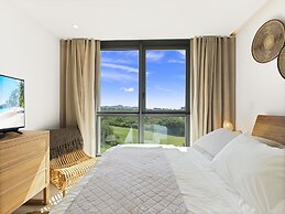 Fourteen at Mullet Bay