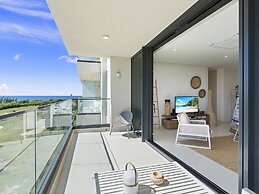 Fourteen at Mullet Bay