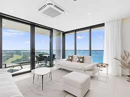 Fourteen at Mullet Bay