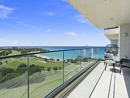 Fourteen at Mullet Bay