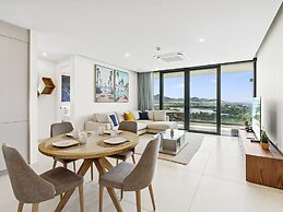 Fourteen at Mullet Bay