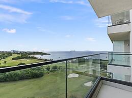 Fourteen at Mullet Bay