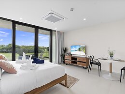 Fourteen at Mullet Bay