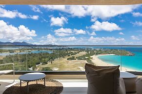 Fourteen at Mullet Bay