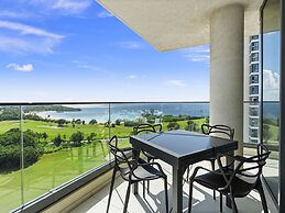 Fourteen at Mullet Bay