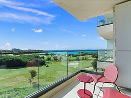 Fourteen at Mullet Bay