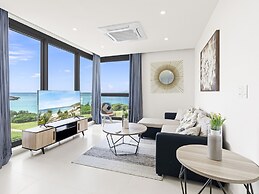 Fourteen at Mullet Bay