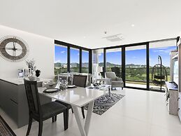 Fourteen at Mullet Bay