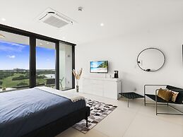 Fourteen at Mullet Bay