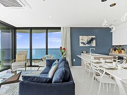 Fourteen at Mullet Bay