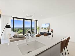 Fourteen at Mullet Bay