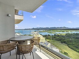 Fourteen at Mullet Bay