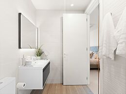 Fourteen at Mullet Bay