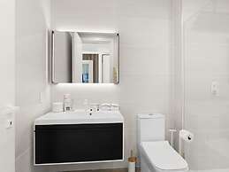 Fourteen at Mullet Bay