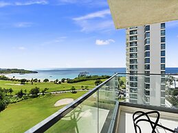 Fourteen at Mullet Bay