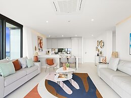 Fourteen at Mullet Bay