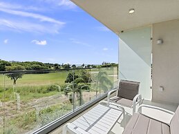 Fourteen at Mullet Bay