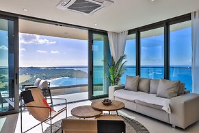 Fourteen at Mullet Bay