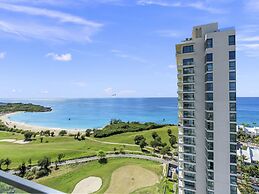 Fourteen at Mullet Bay