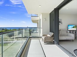 Fourteen at Mullet Bay