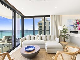 Fourteen at Mullet Bay