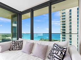 Fourteen at Mullet Bay