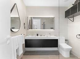 Fourteen at Mullet Bay