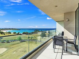 Fourteen at Mullet Bay