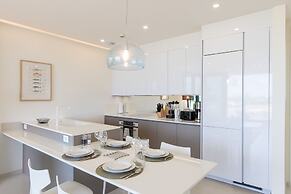 Fourteen at Mullet Bay