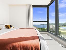 Fourteen at Mullet Bay