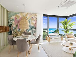 Fourteen at Mullet Bay