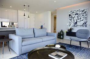 Fourteen at Mullet Bay