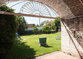 Villa With Garden in Sicily Near the sea