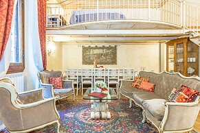 Medici Suite - Medici Suite 8 Person