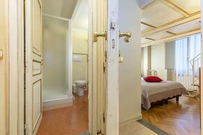 Medici Suite - Medici Suite 8 Person