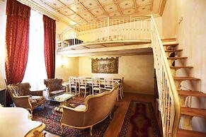 Medici Suite - Medici Suite 8 Person