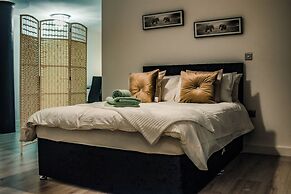 Bv Cosy Basement Apartment At Conditioning House