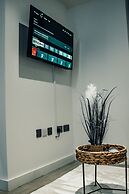 Bv Cosy Basement Apartment At Conditioning House