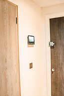 Bv Cosy Basement Apartment At Conditioning House