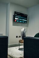 Bv Cosy Basement Apartment At Conditioning House