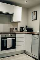 Bv Cosy Basement Apartment At Conditioning House