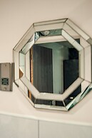 Bv Cosy Basement Apartment At Conditioning House