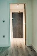 Bv Cosy Basement Apartment At Conditioning House