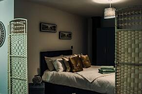 Bv Cosy Basement Apartment At Conditioning House