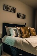 Bv Cosy Basement Apartment At Conditioning House