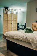 Bv Cosy Basement Apartment At Conditioning House