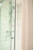 Bv Cosy Basement Apartment At Conditioning House