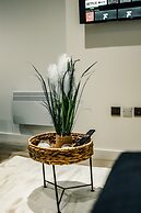 Bv Cosy Basement Apartment At Conditioning House